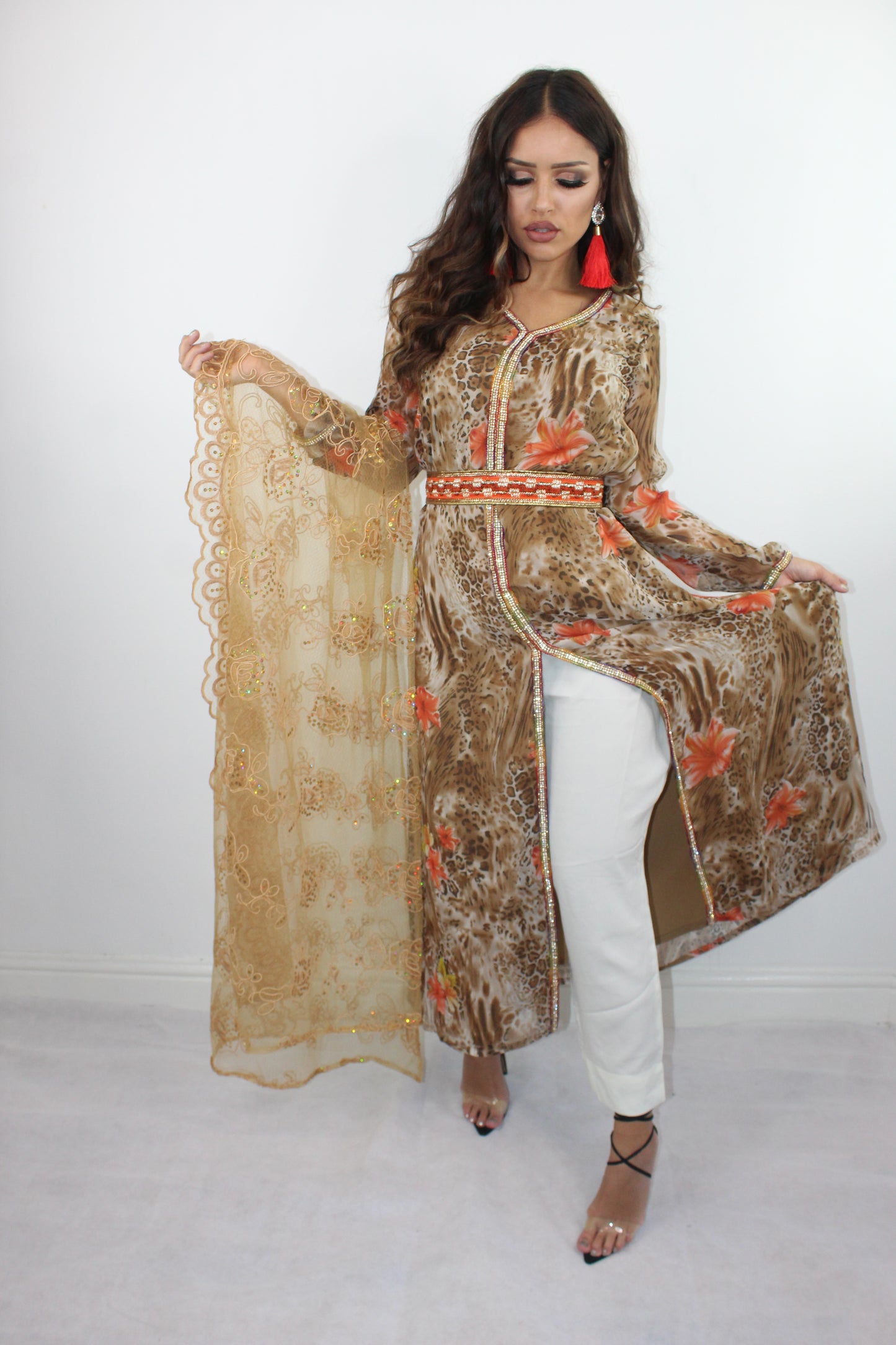 ALEYNA gold cream style