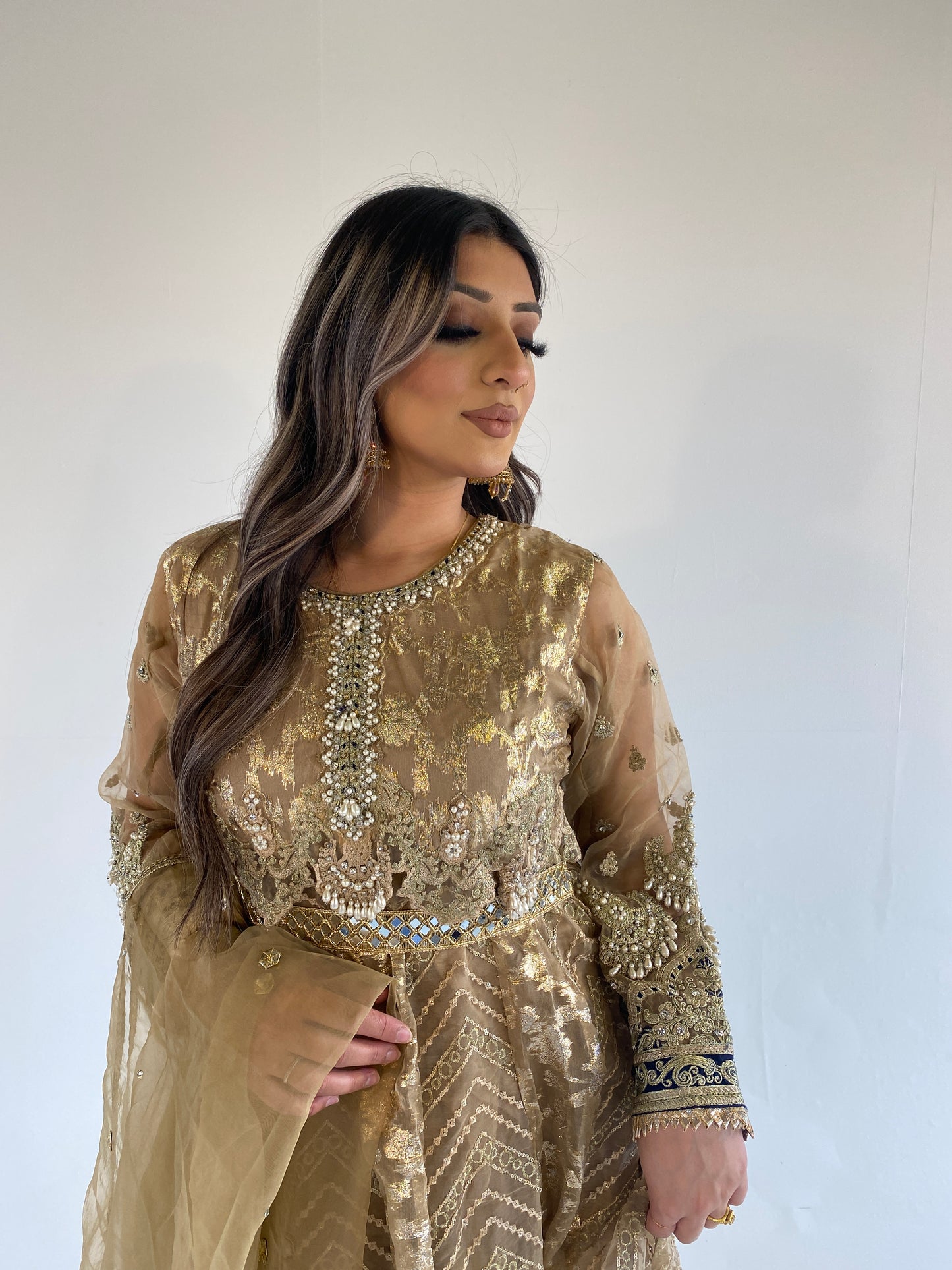 AREEBA vol two dark gold style