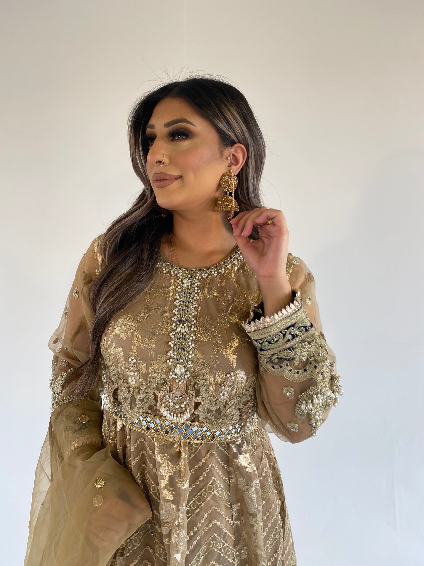 AREEBA vol two dark gold style