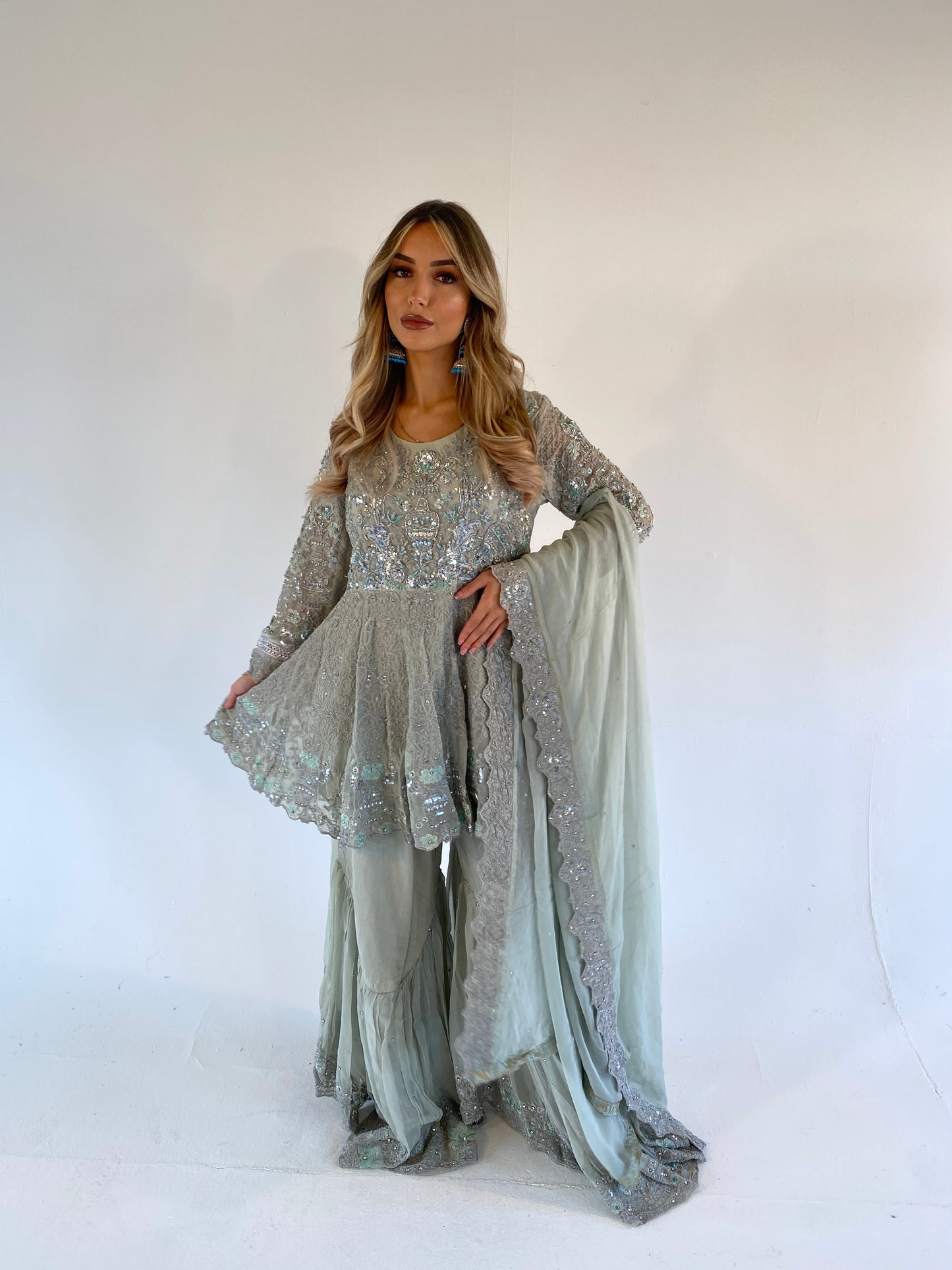 ELLAH ADAH mint style