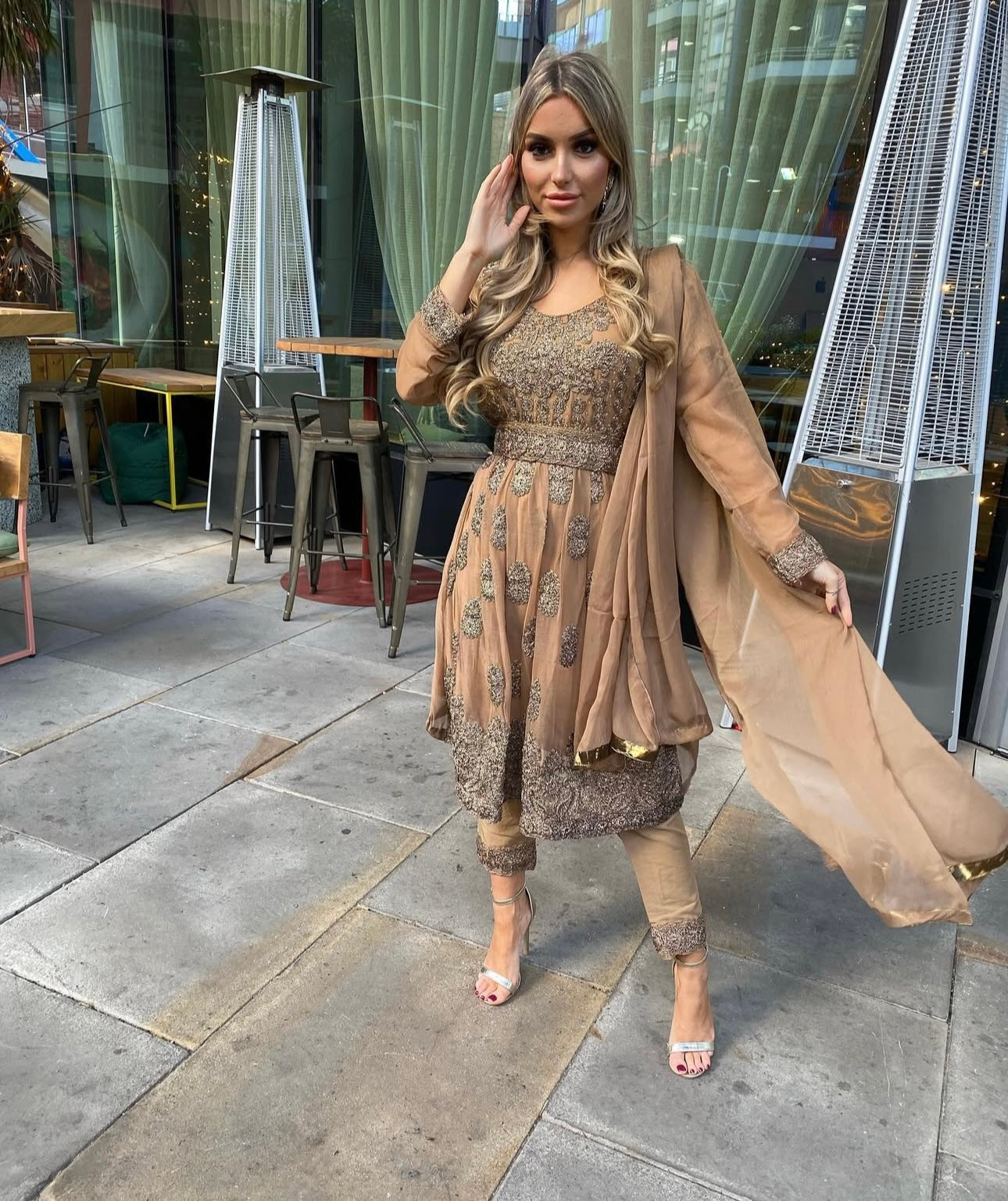 EIRA bronze style