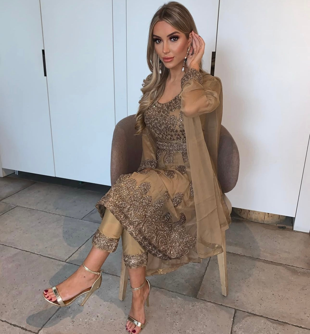 EIRA bronze style