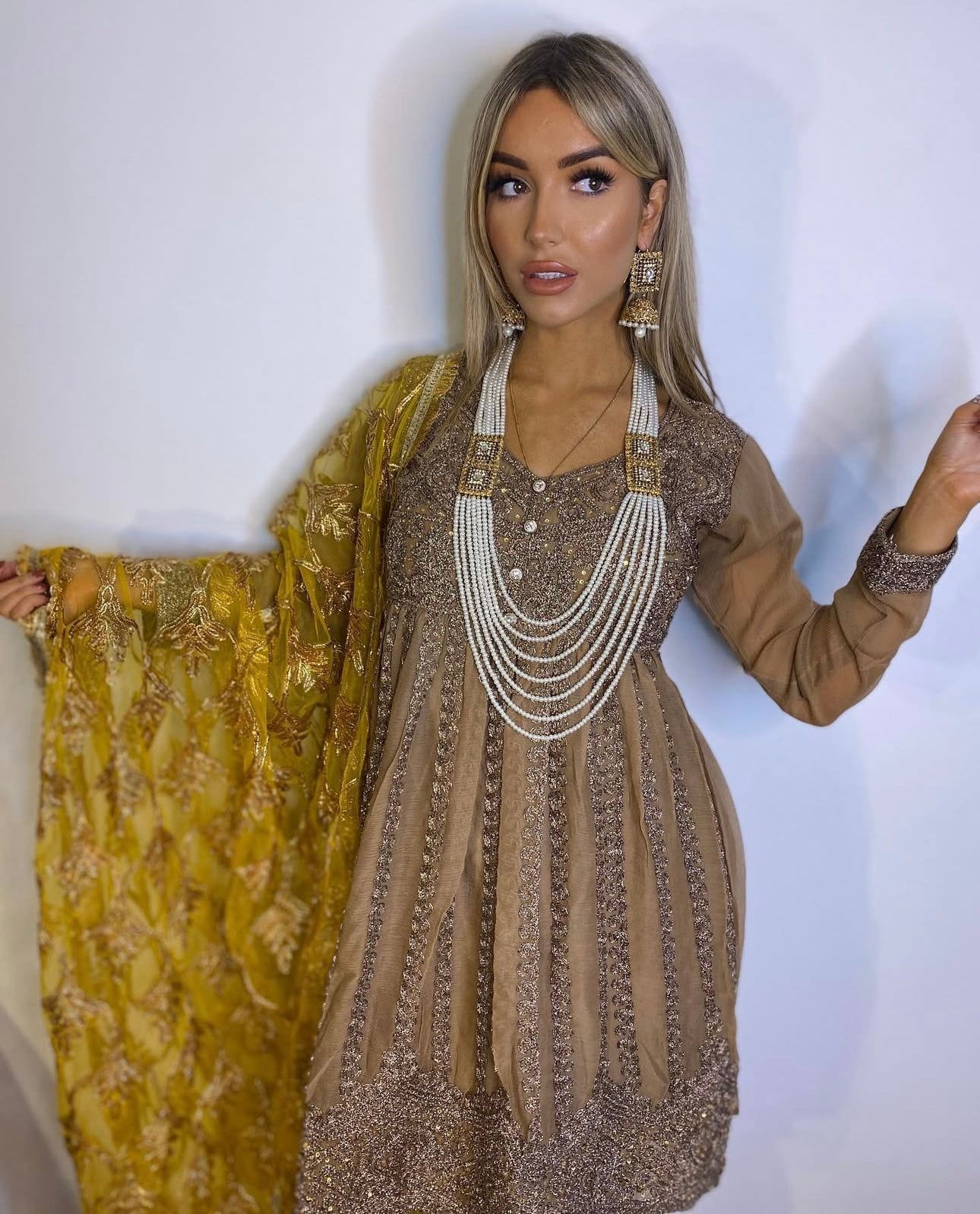 AYANA bronze style