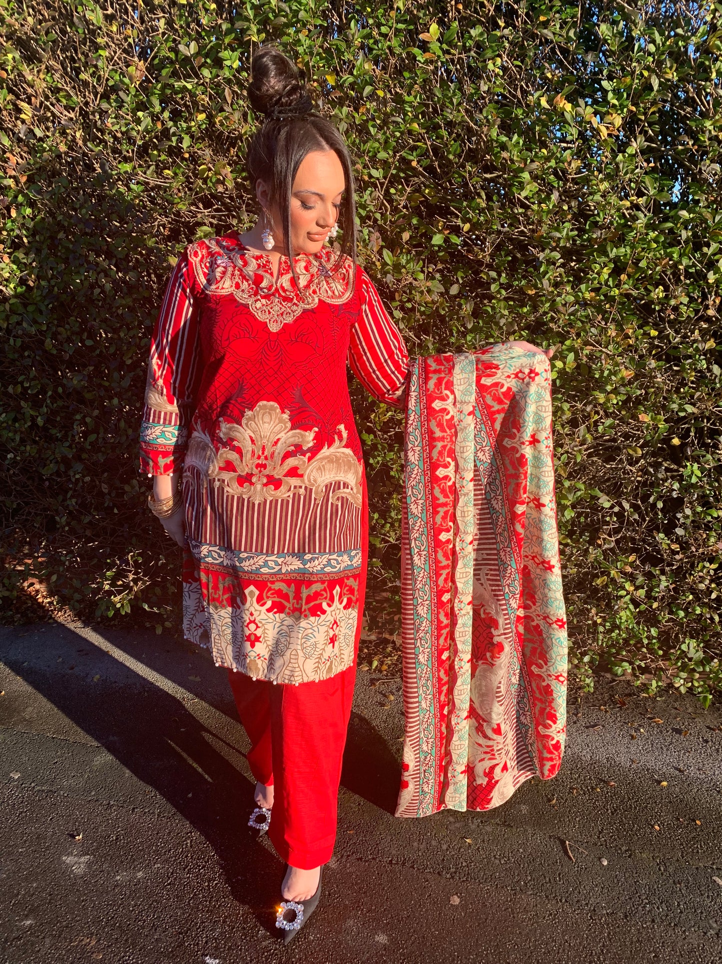 LILA red and cream style