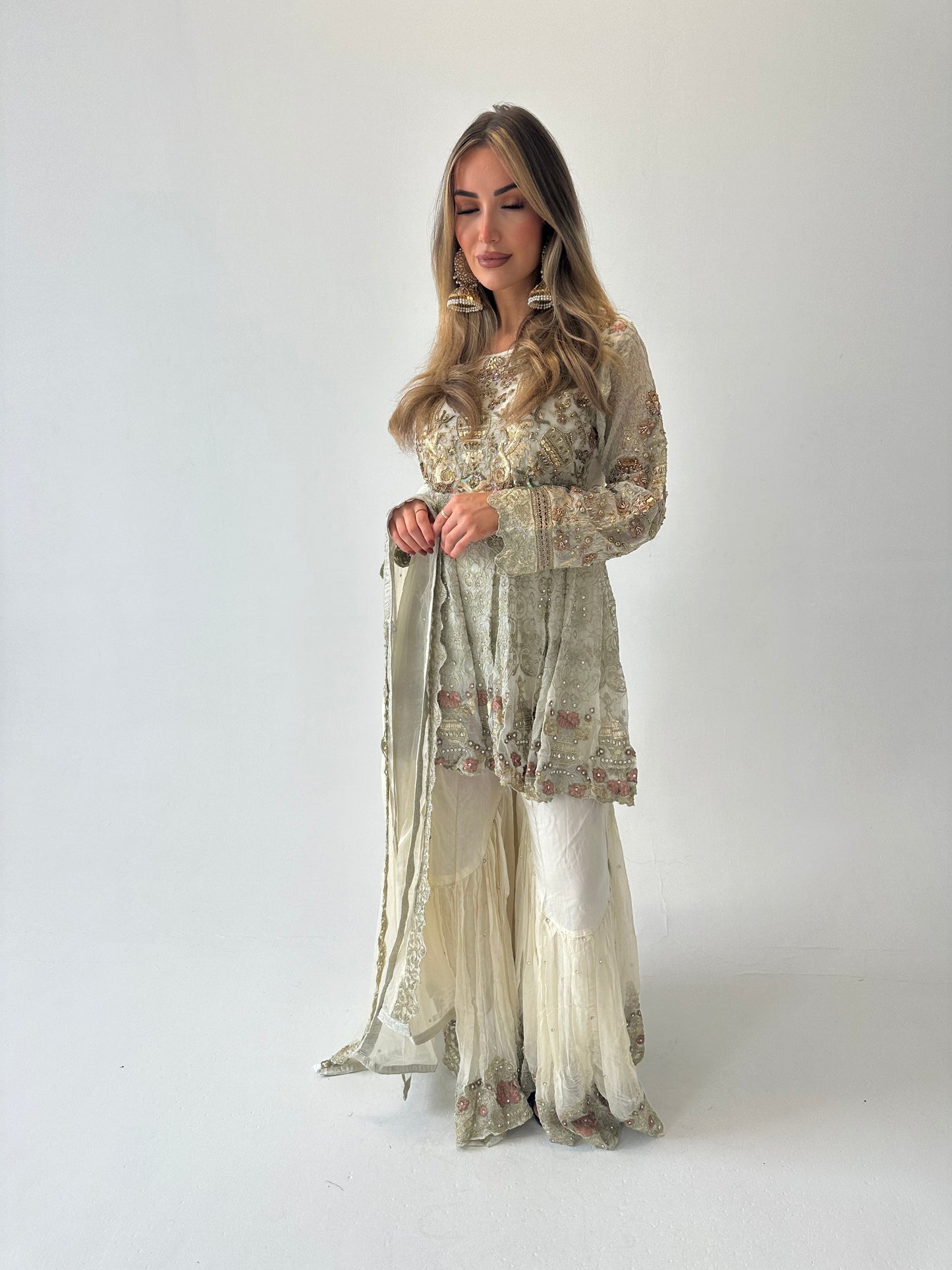 ELLA ADAH vol two cream style