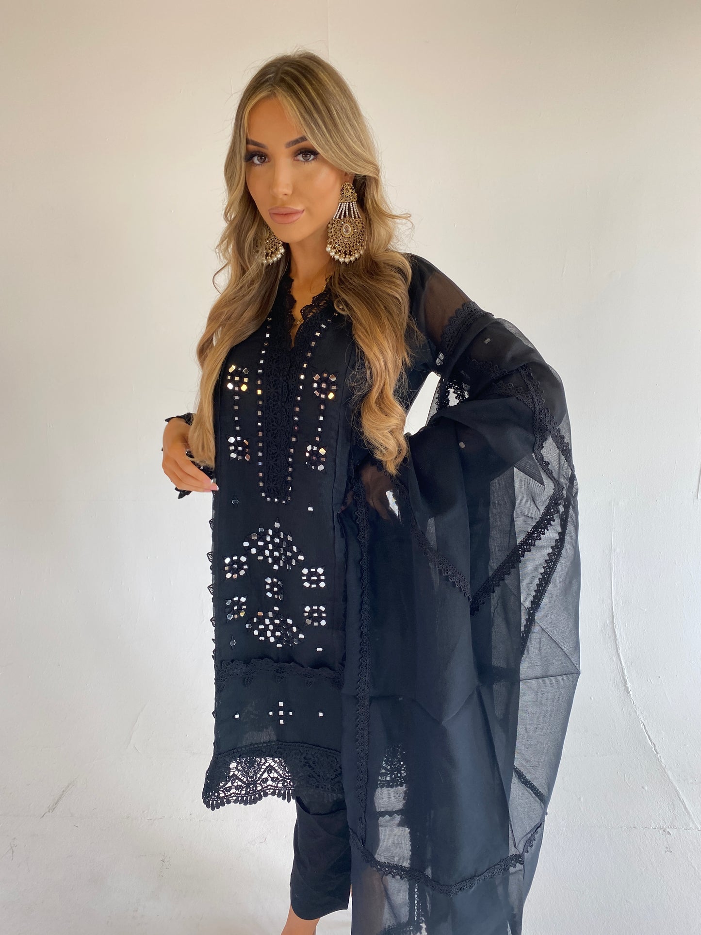 EMAH black style
