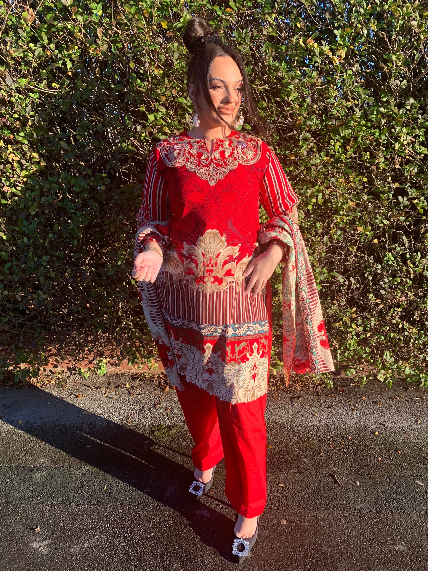 LILA red and cream style