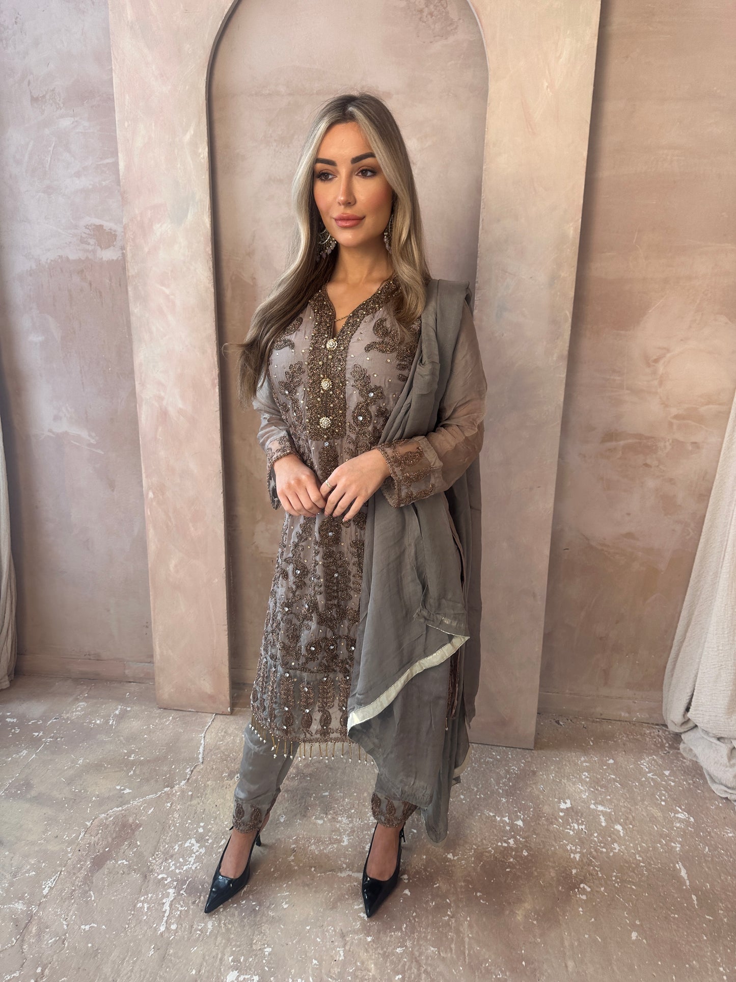 DEENA sage and gold style