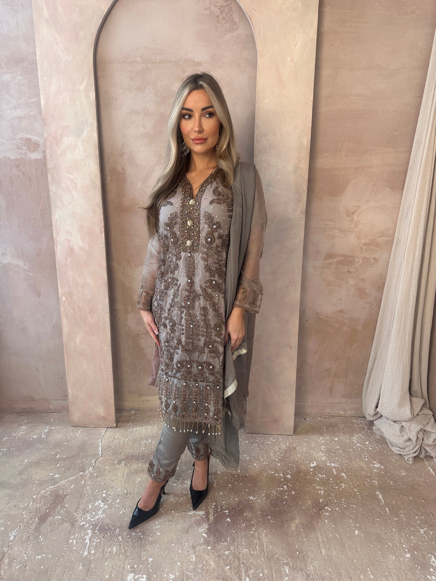 DEENA sage and gold style