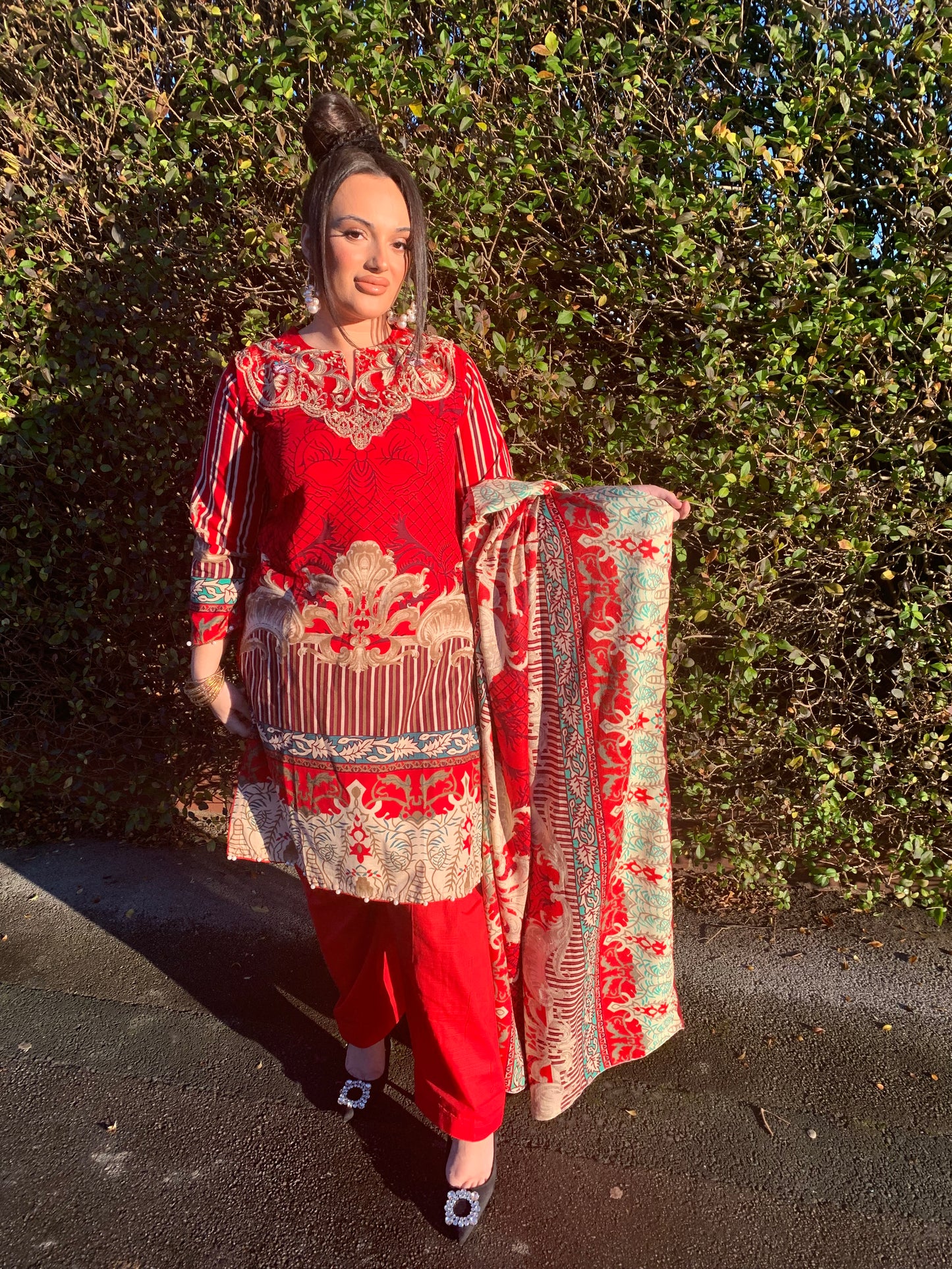 LILA red and cream style