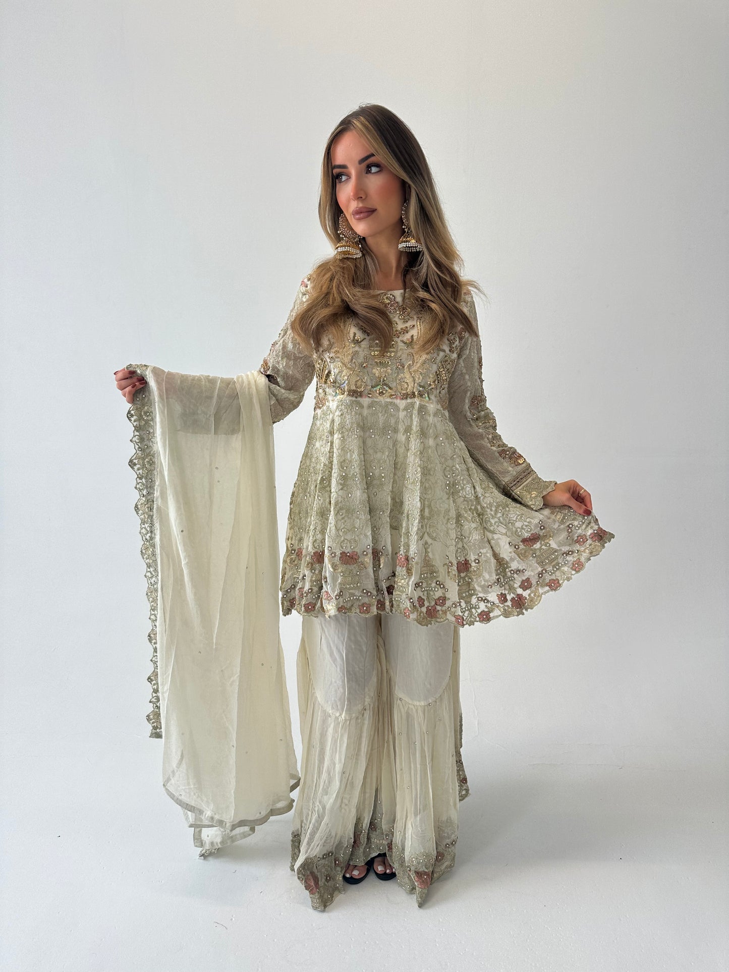 ELLA ADAH vol two cream style