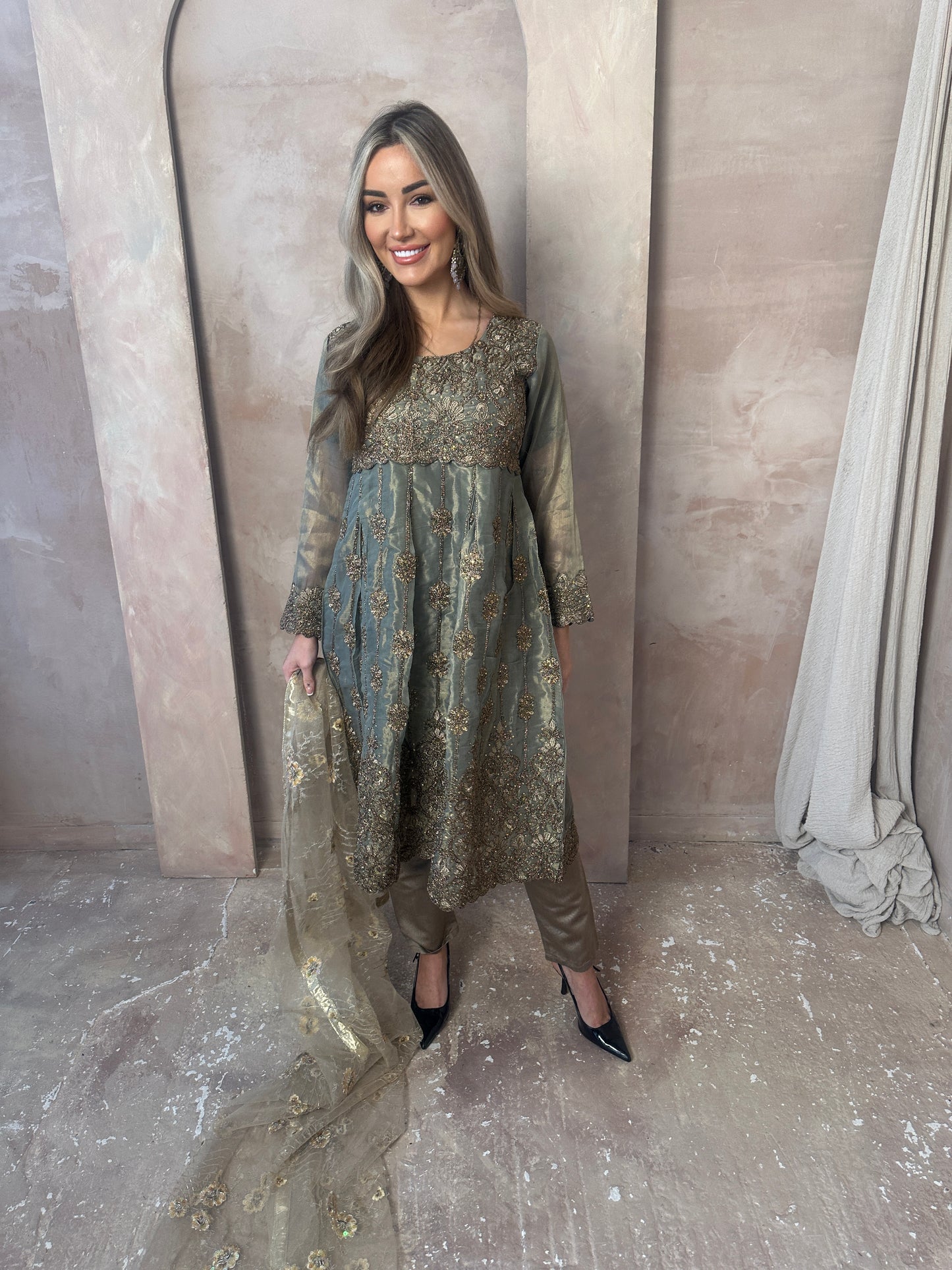 ZUBEDA sage green style