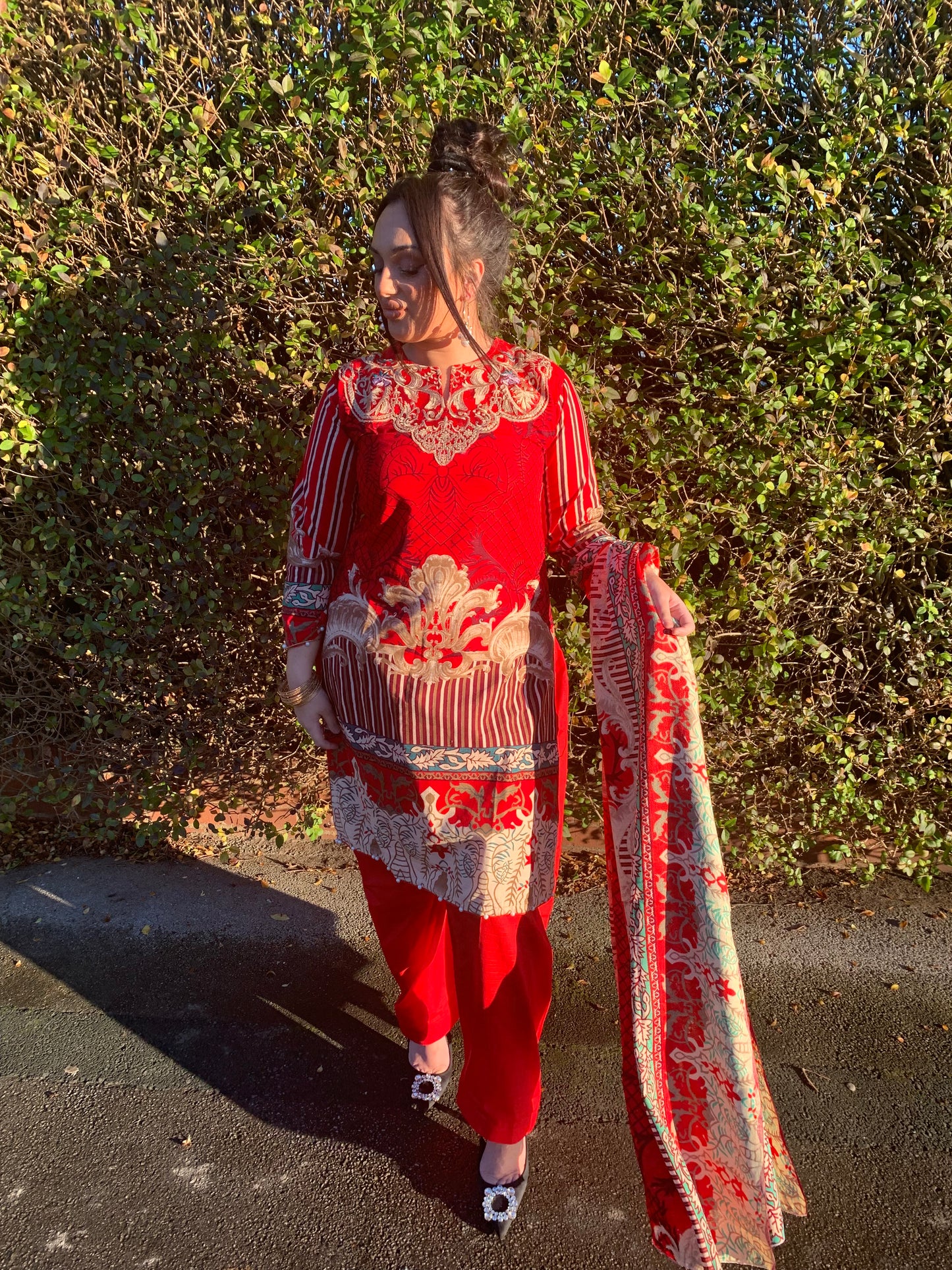 LILA red and cream style