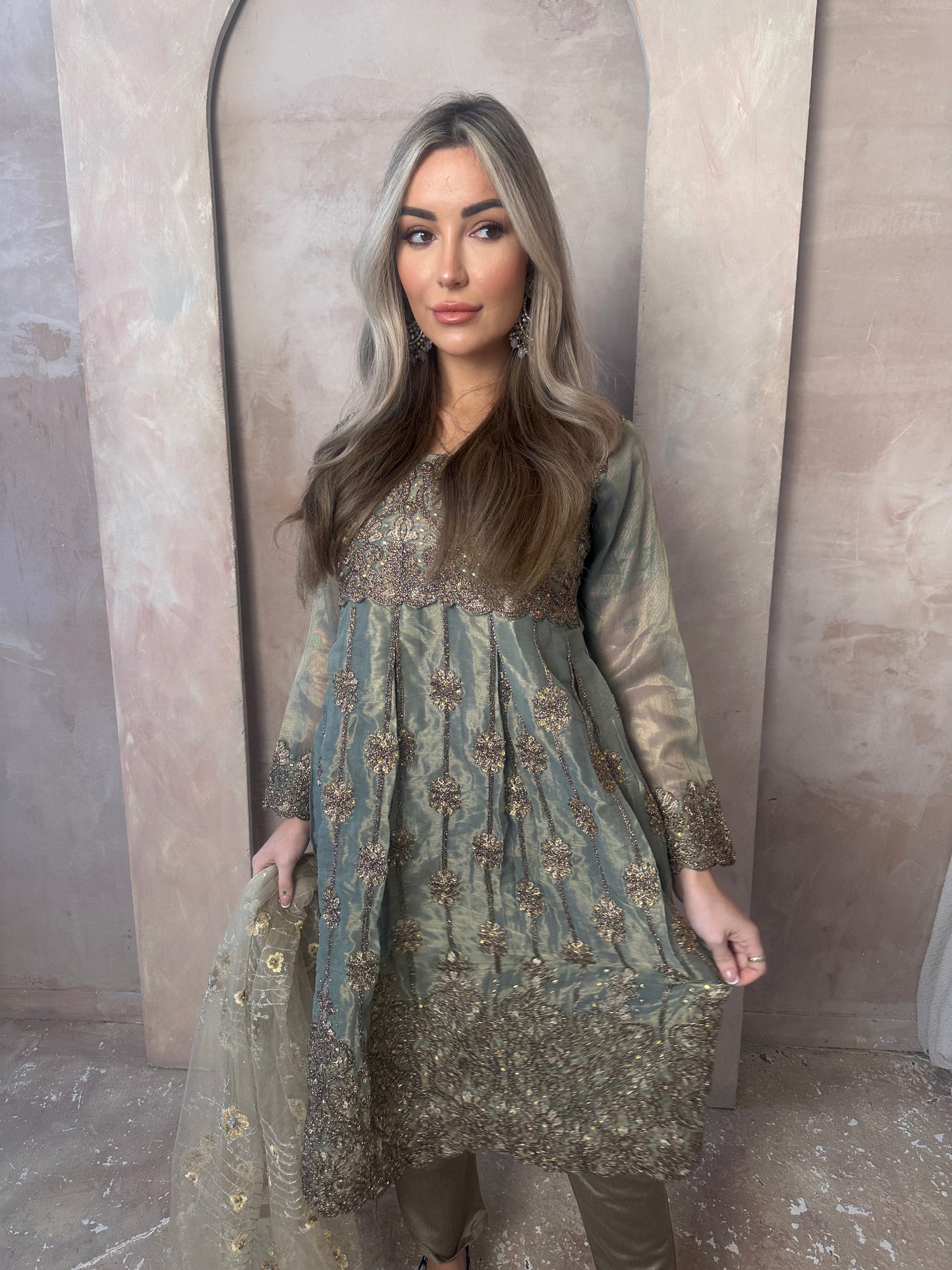 ZUBEDA sage green style