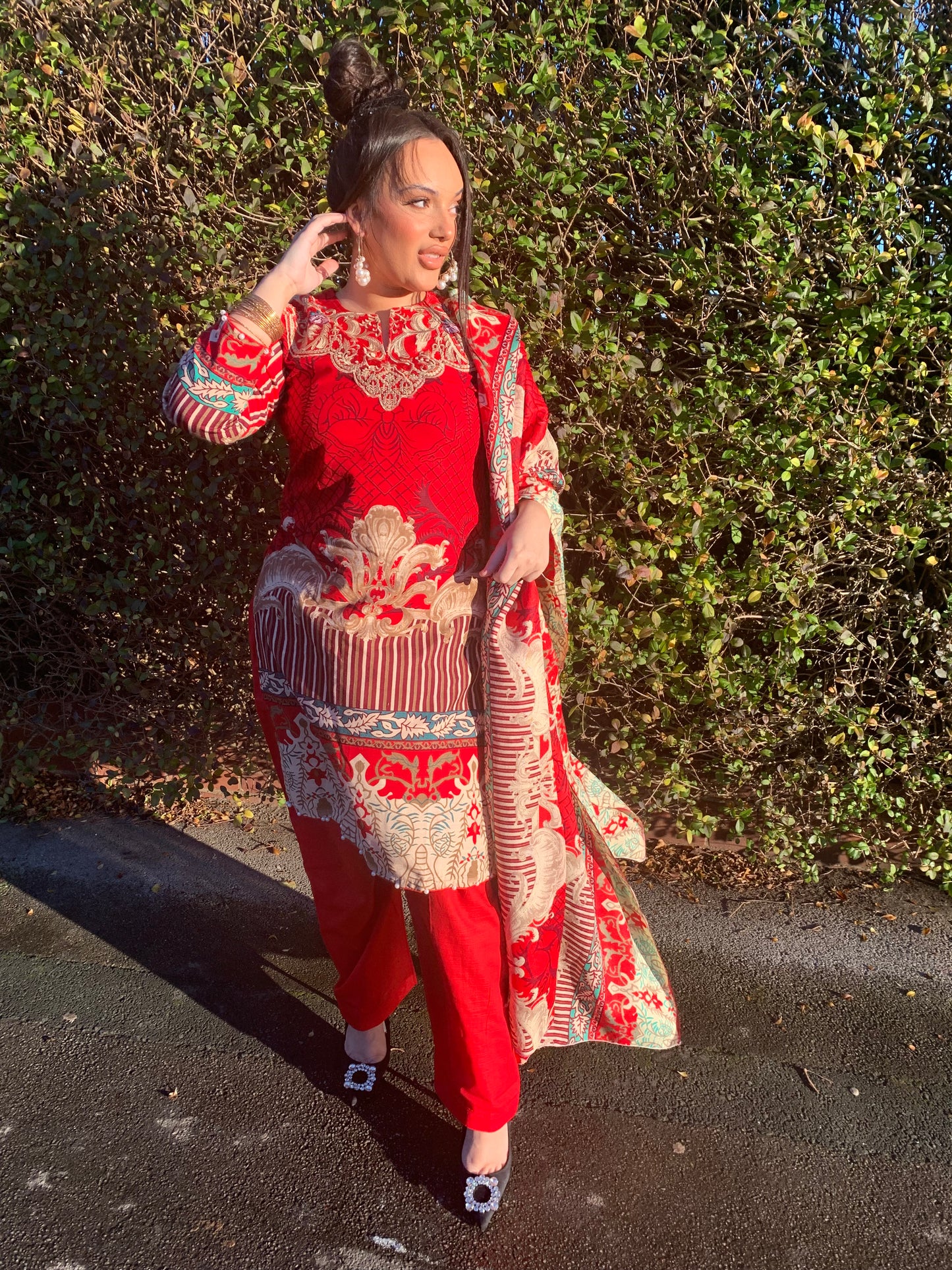 LILA red and cream style