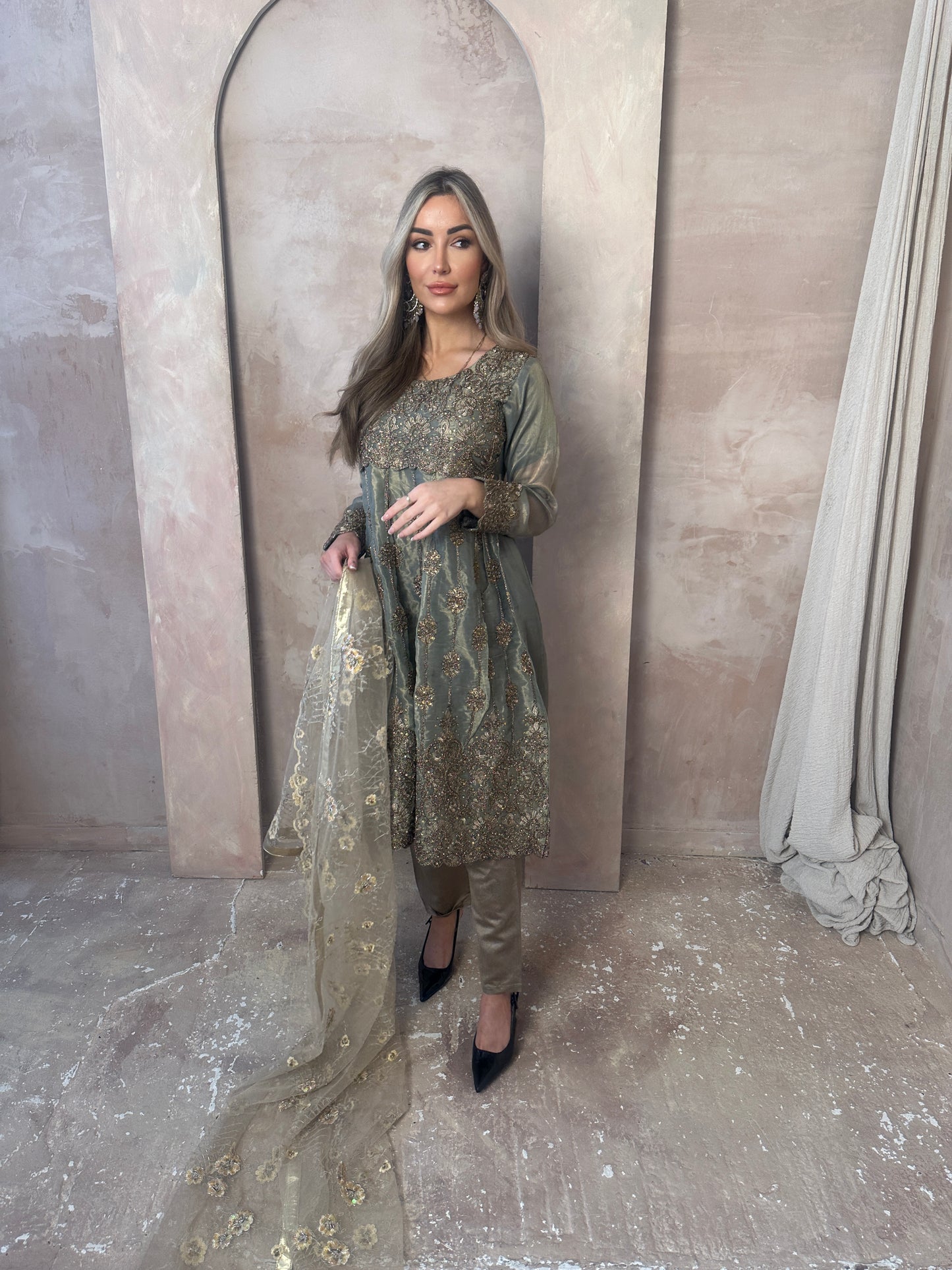 ZUBEDA sage green style