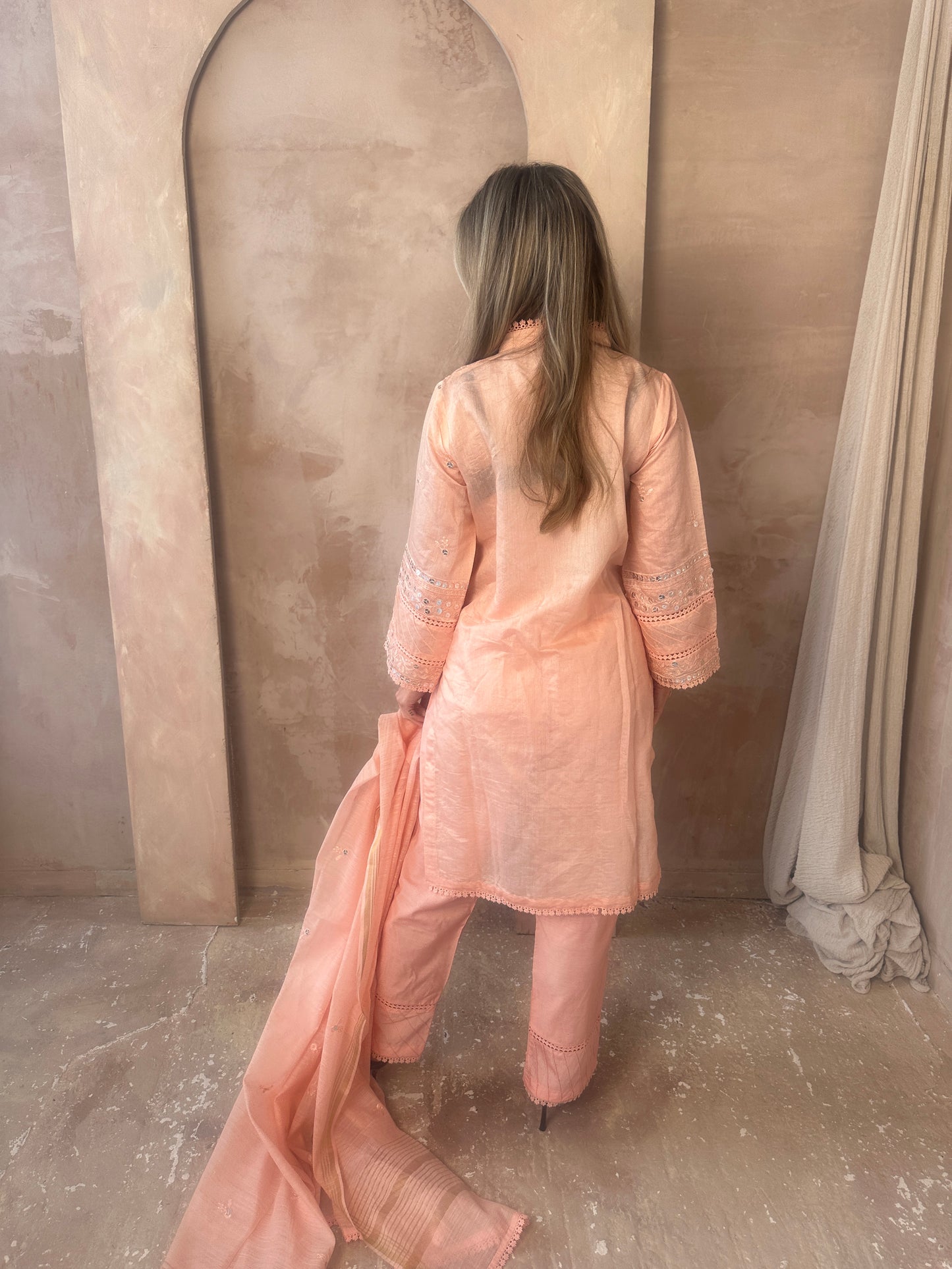 NYRA peach pink style