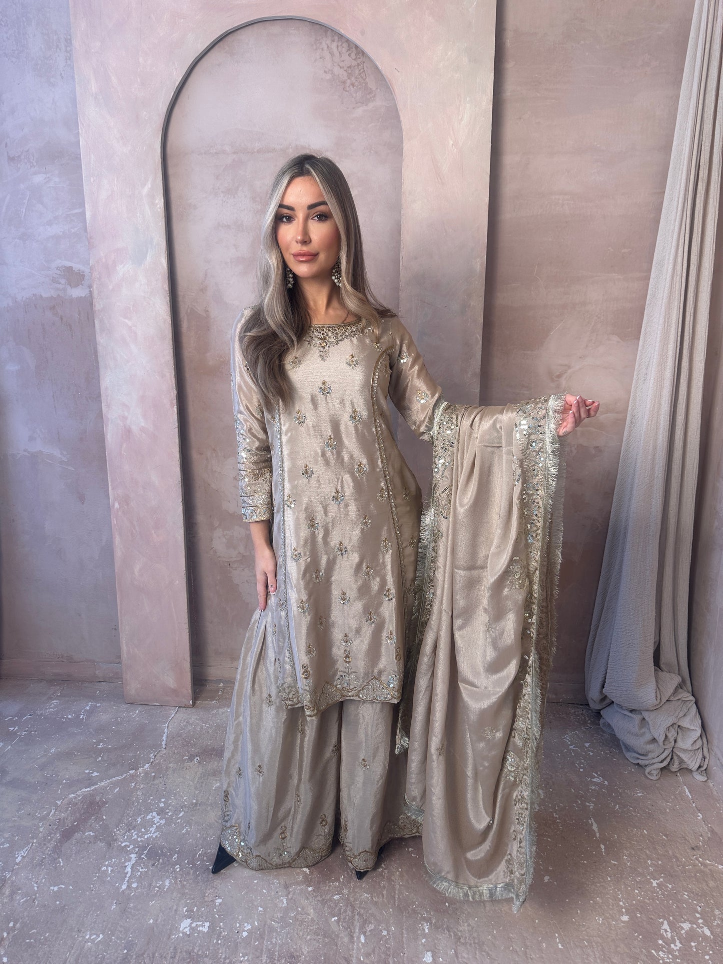 REEM cream beige gold style