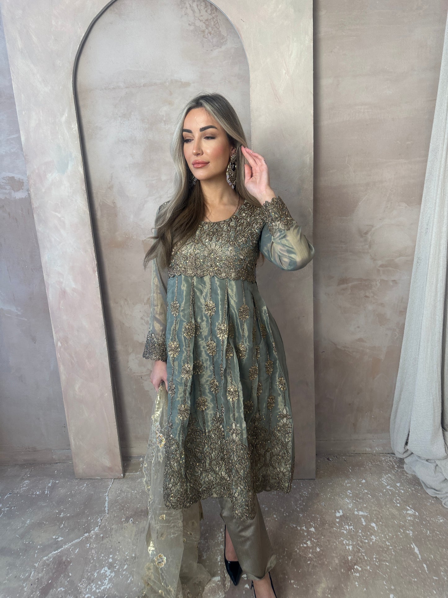 ZUBEDA sage green style