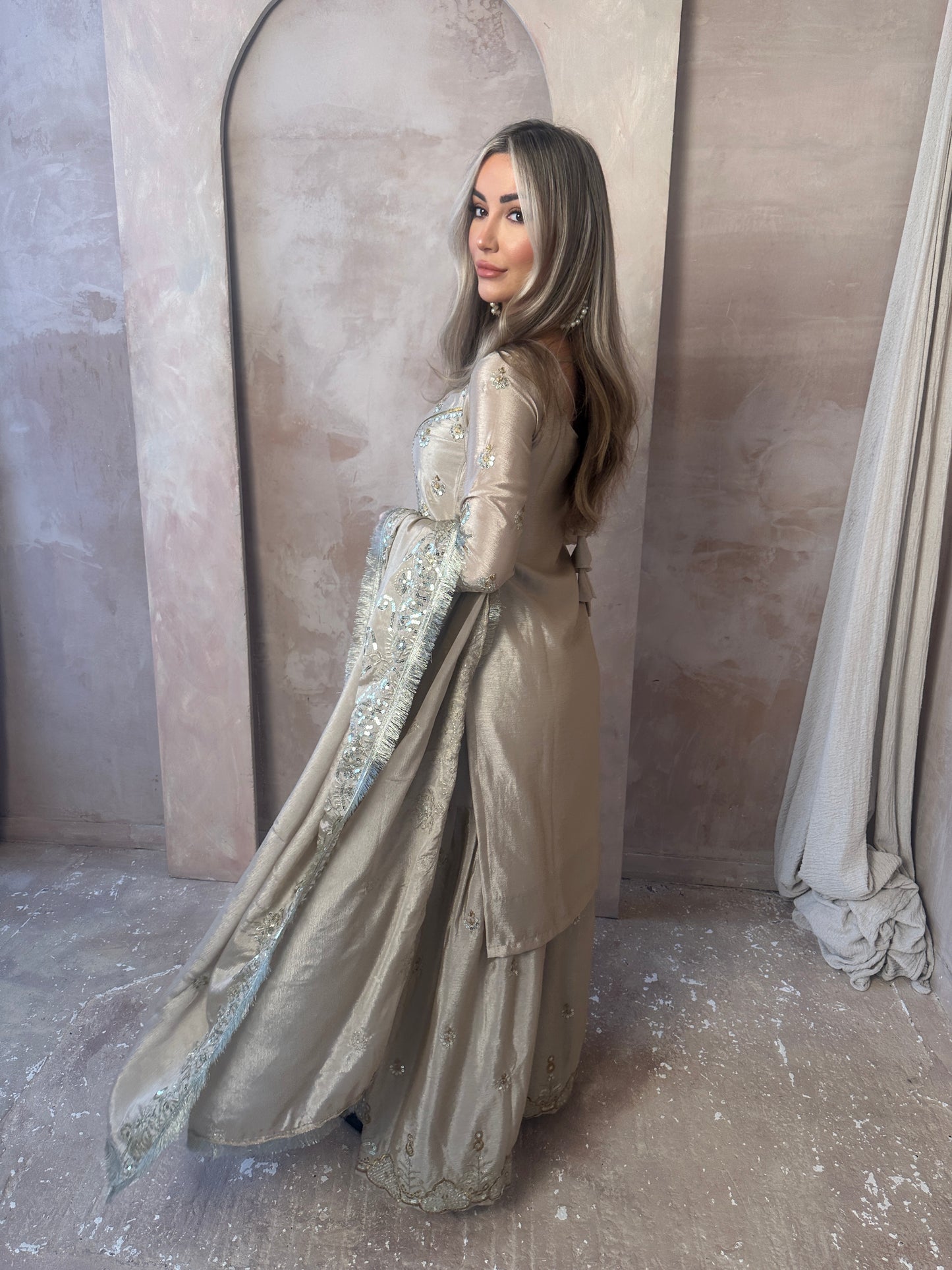 REEM cream beige gold style