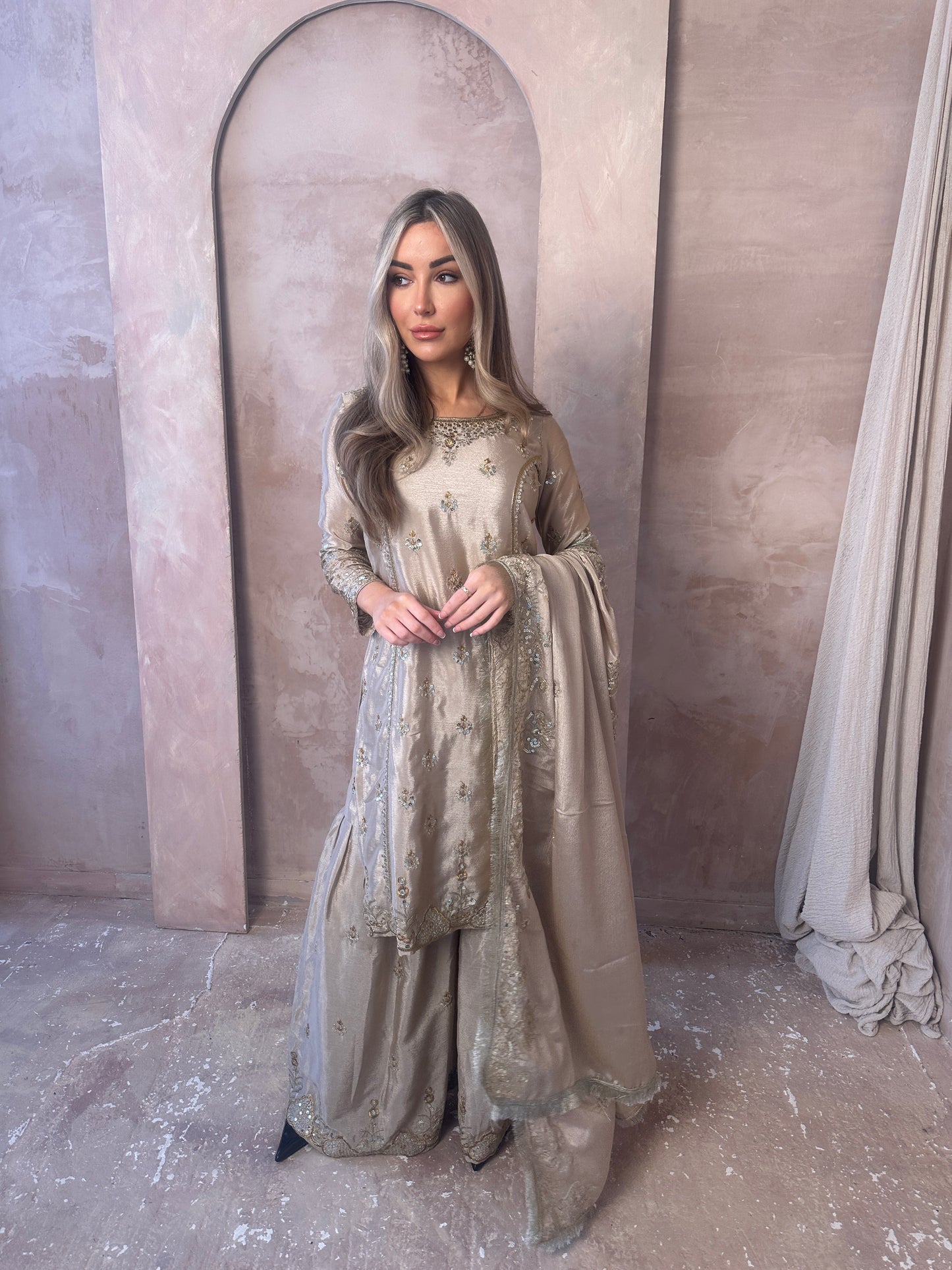 REEM cream beige gold style