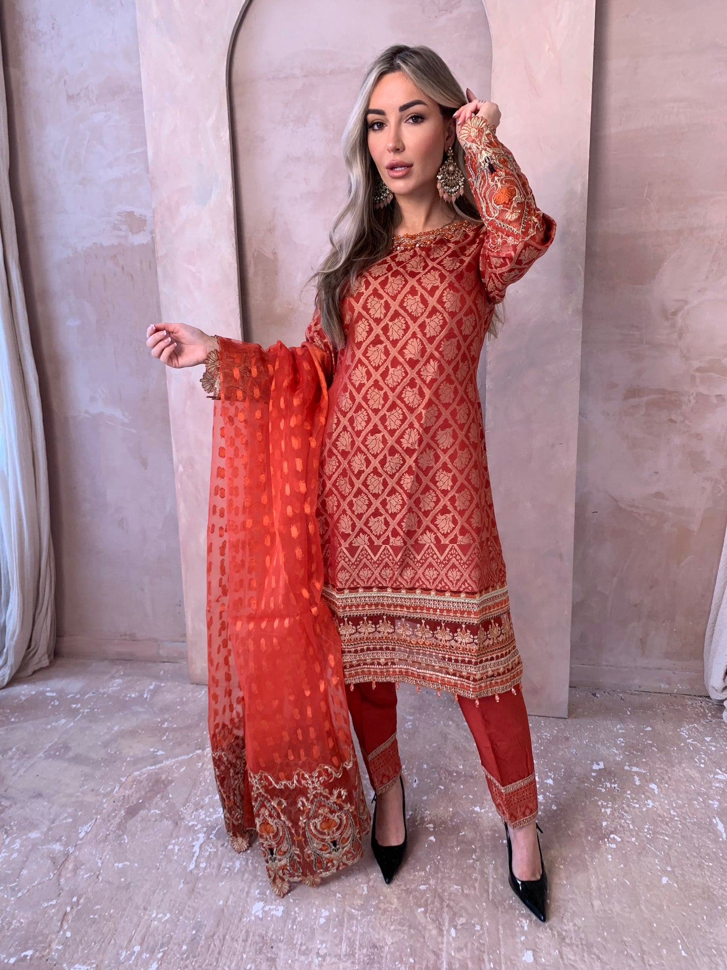 AYESHA WAQAS orange style