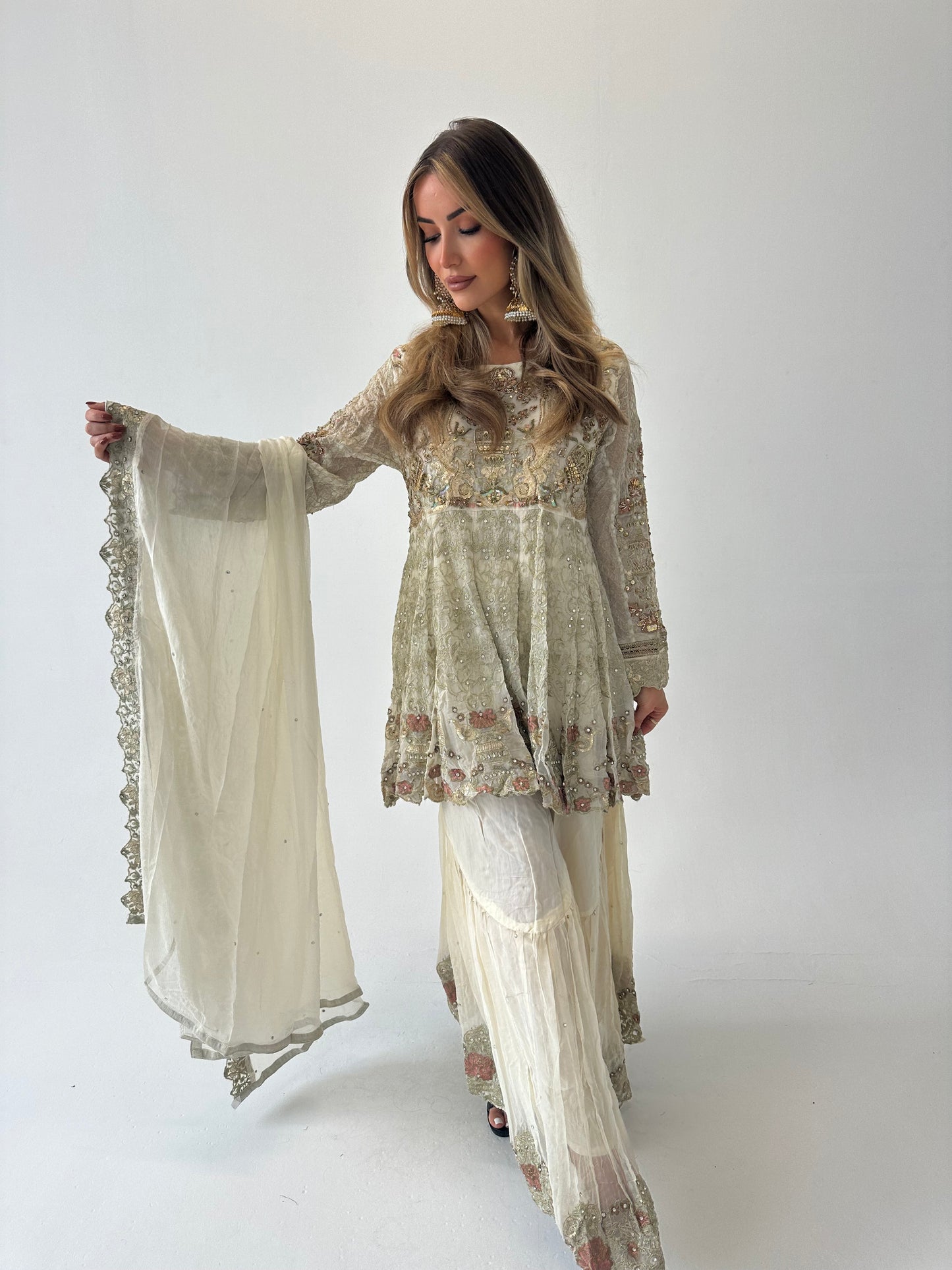 ELLA ADAH vol two cream style