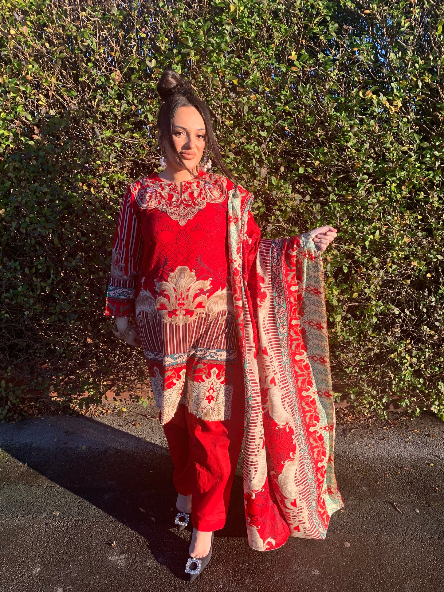 LILA red and cream style