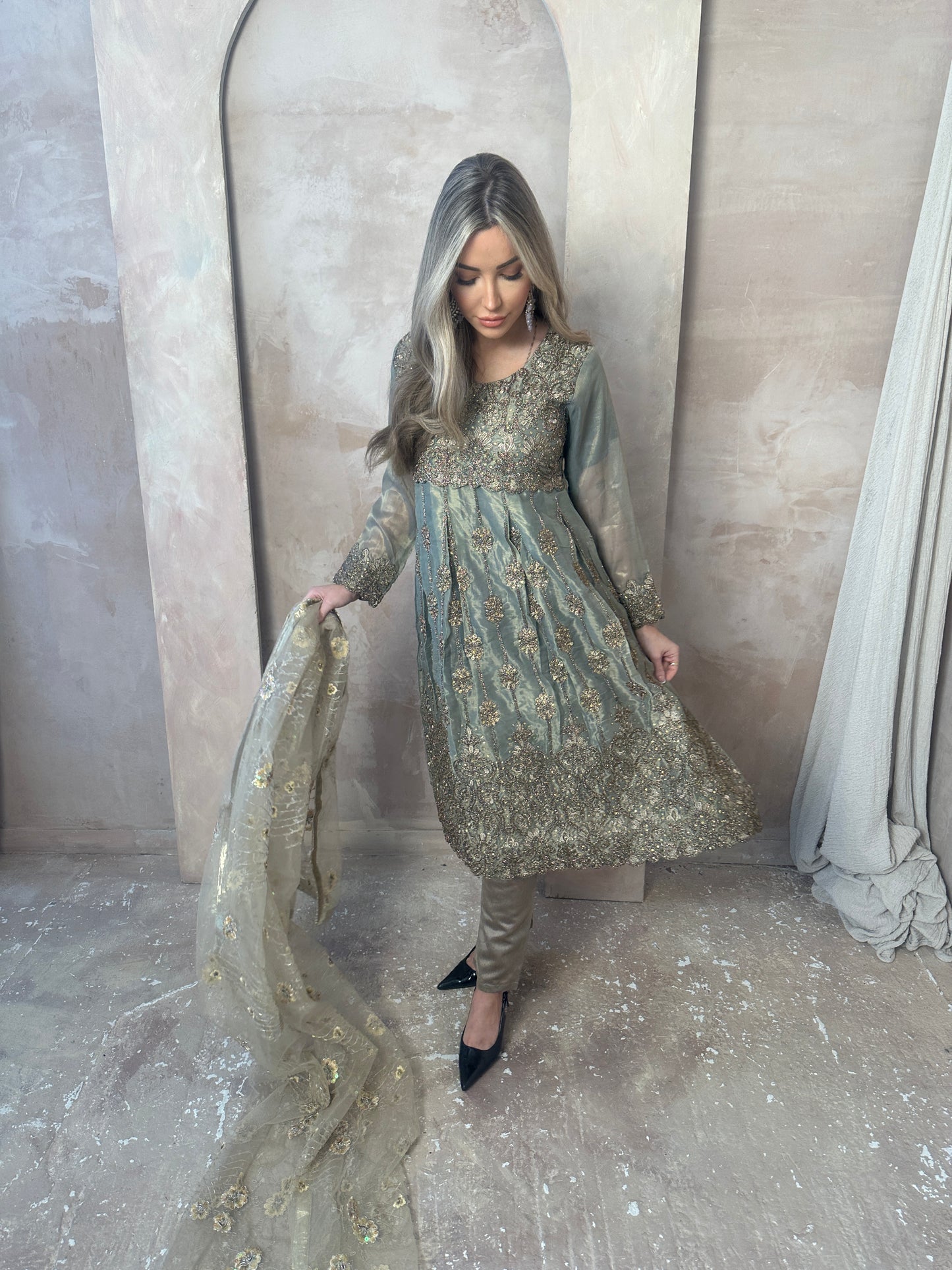 ZUBEDA sage green style