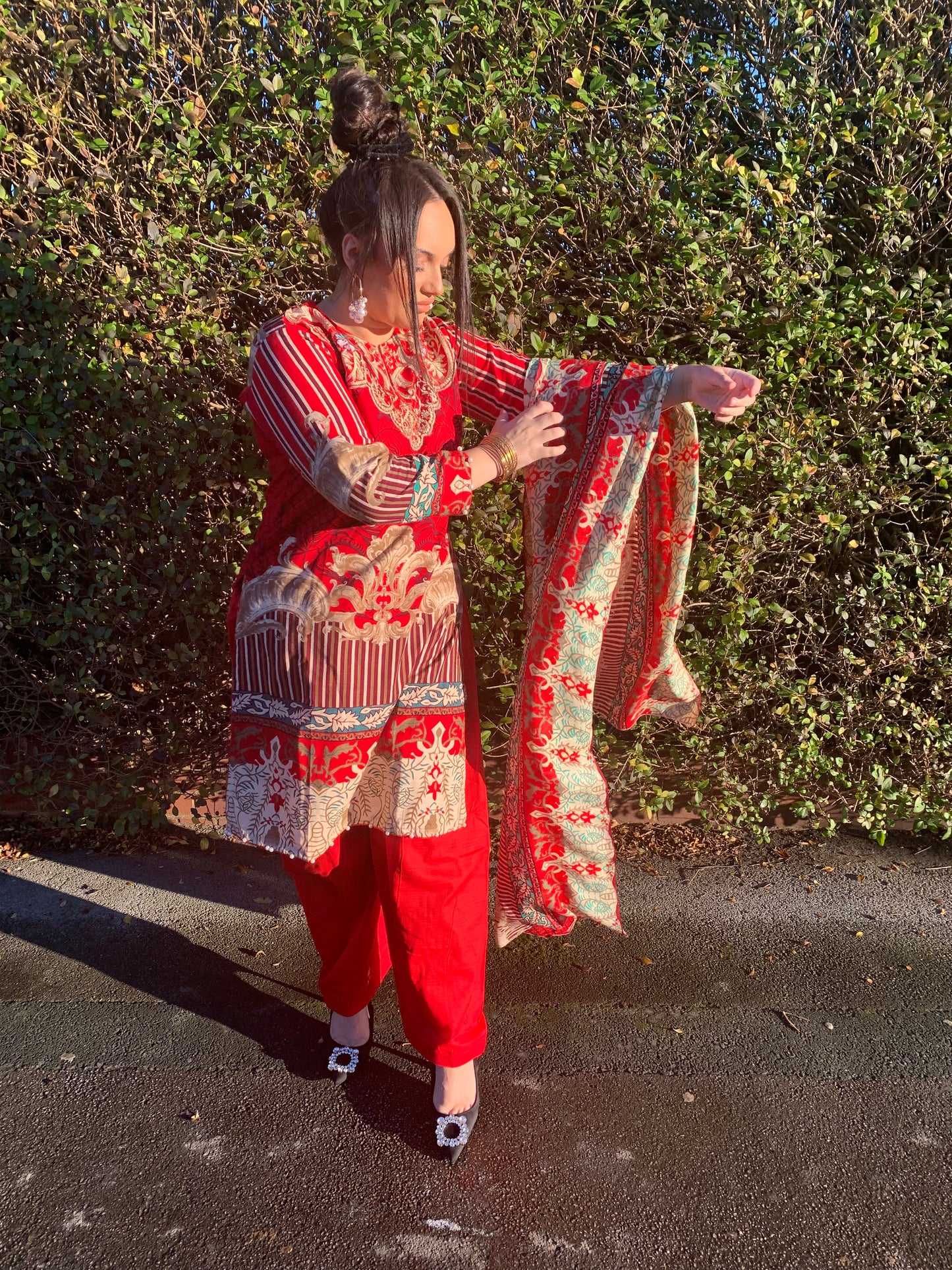 LILA red and cream style