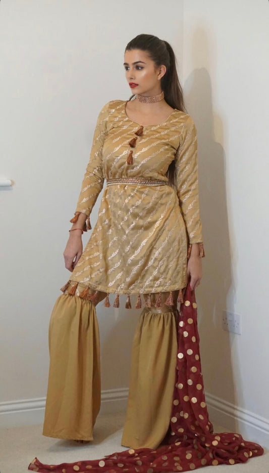 ESHAYA gold and rust style
