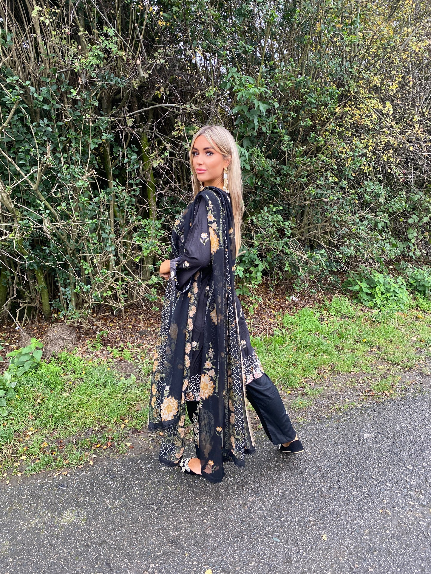 ENUM black lawn floral style