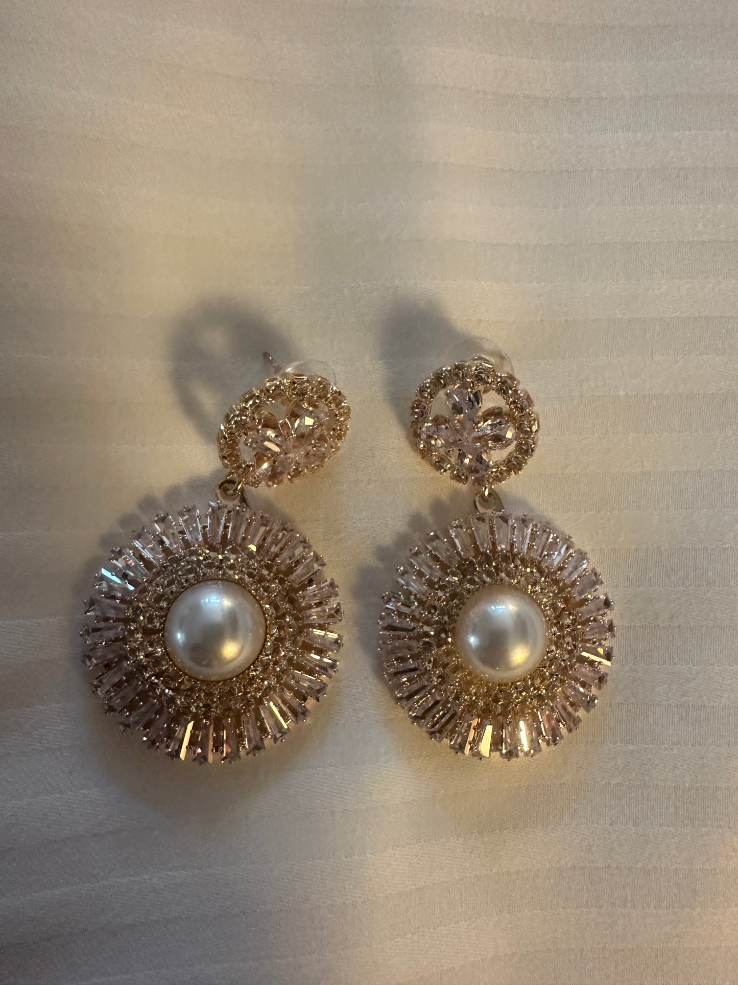 Gold earrings