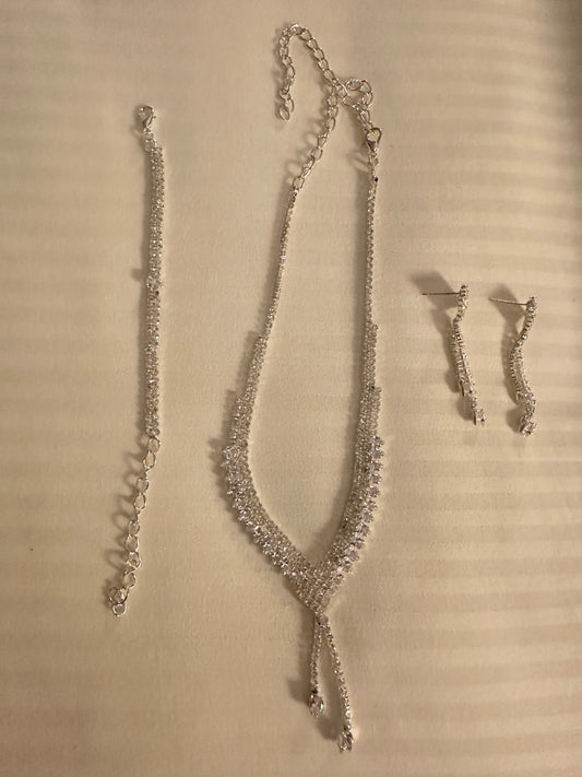 Silver earrings bracelet & necklace set