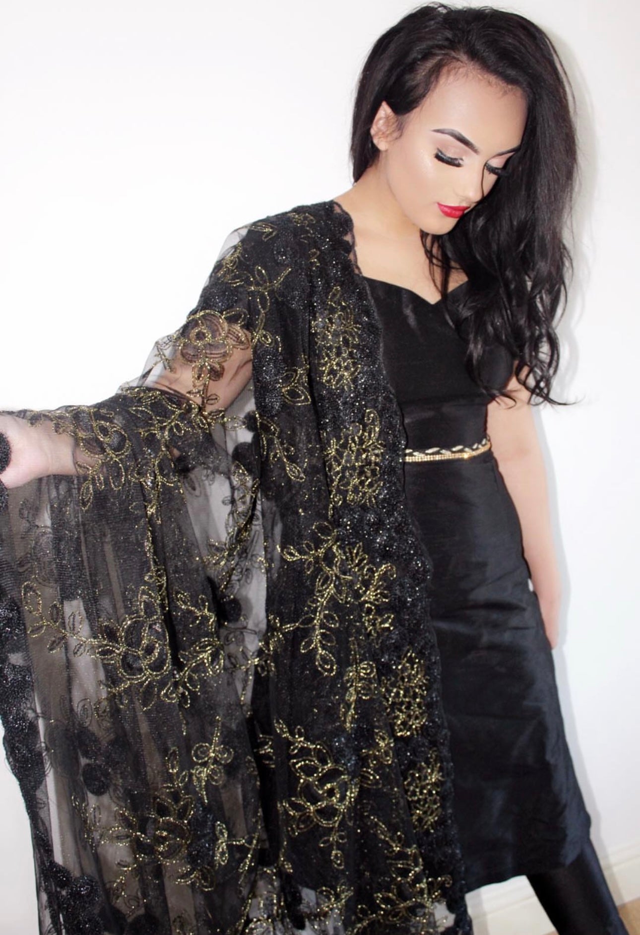 HILA black and gold style